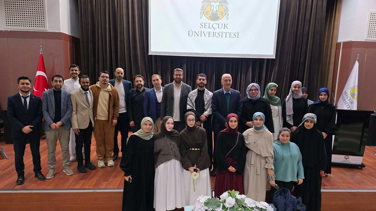 Selçuk Üniversitesi’nde Dünya Arapça Günü Coşkuyla Kutlandı